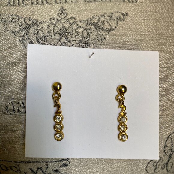 Gold plated 2000 earring set - Picture 2 of 4